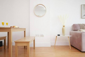 Dumfries (2 bed /2 bth in city centre)